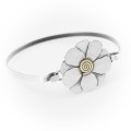 Sztywna bransoletka srebrna kwiatuszek