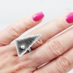 Geometryczny pierścionek srebrny trójkąt z regulacją