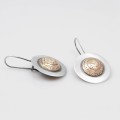 Piękne kolczyki srebrne na zamykanym biglu
