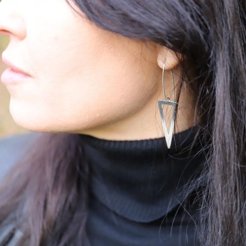 Długie kolczyki srebrne trójkąty ręcznie wycinane