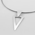 Geometryczny naszyjnik srebrny z satynowym wykończeniem