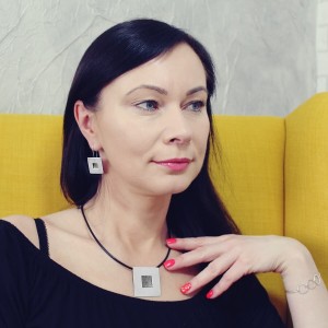 Ręcznie wykonane kolczyki srebrne kwadraty