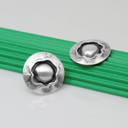 Artystyczne kolczyki sztyfty srebro oksydowane