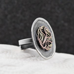 Pierścionek handmade o średnicy 3 cm – artystyczna biżuteria