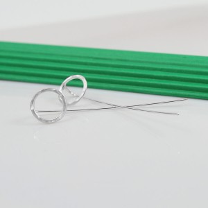 minimalistyczne kolczyki srebrne z kołem – biżuteria artystyczna